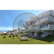 Stunning Apartment In Estepona With 2 Bedrooms, Wifi And Swimming Pool