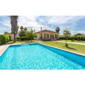 Stunning Home In Los Palacios With 3 Bedrooms, Outdoor Swimming Pool And Swimming Pool