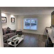 Stunning Refurbished 1 Bedroom, Harbour Apartment.