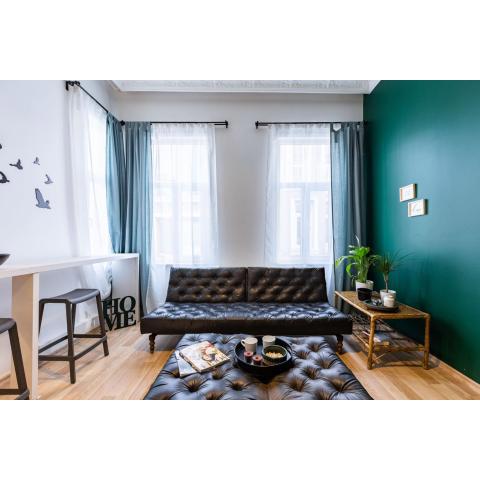 Stylish Flat 5 Min to Taksim Square in Beyoglu