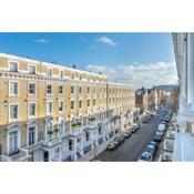 Stylish two bed apartment in the heart of Chelsea