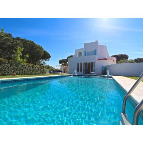 Superb Vilamoura Villa 5 Bedrooms Villa Azul Walking Distance to Marina