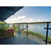 Tegid Lakeside Apartment