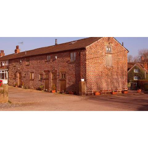 The Shippon Barn with Hot Tub and Private Pool