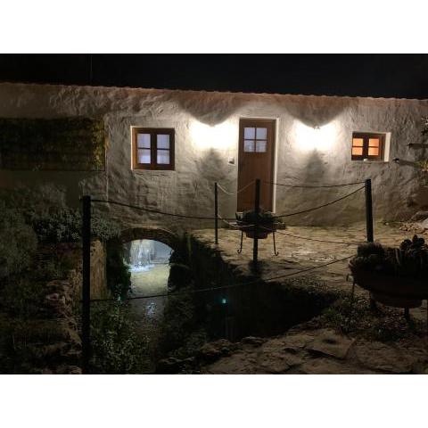 The Watermill - O Moinho da Ribeira