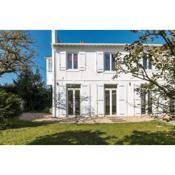 Très jolie Villa Bianca, maison avec jardin privé à Deauville