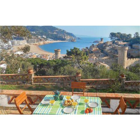 Two-Bedroom Holiday Home in Tossa de Mar