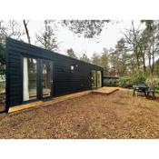 Ultiem ontspannen in compleet ingericht tiny house in bosrijke omgeving