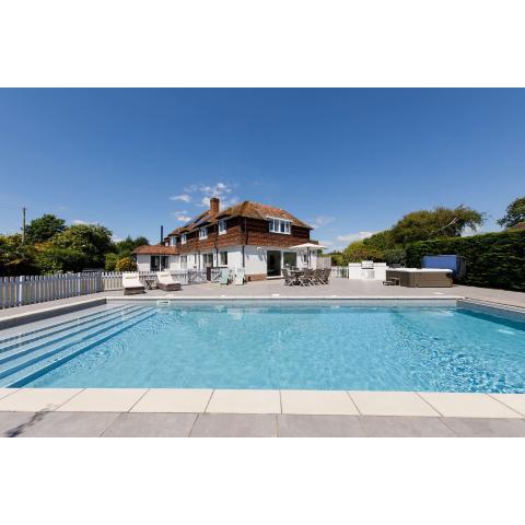 Ultimate beach house with pool in West Wittering