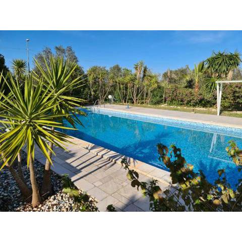 Villa degli Abbracci - San Vito dei Normanni - swimming pool