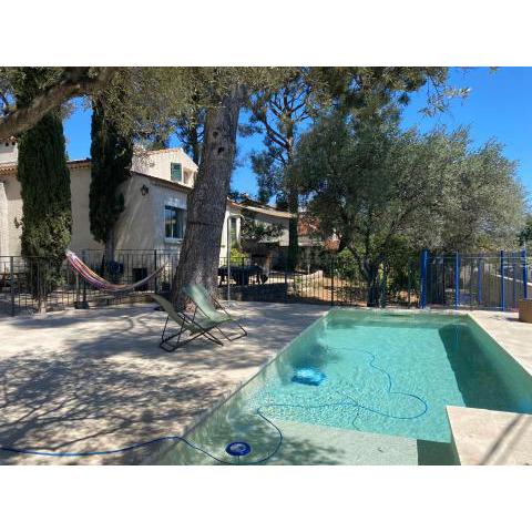 Villa Farigoule 6ch 12pers piscine jardin 5mn mer