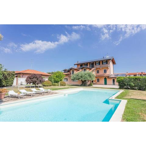 Villa near Milan with swimming pool