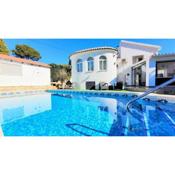 Villa Nogal Pinar de Campoverde by Villas&You