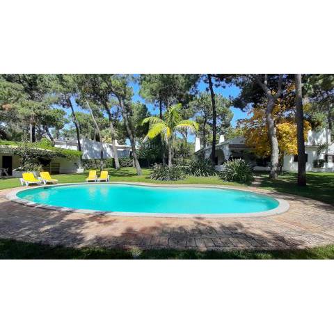 Villa Pinhal- Beautiful Villa located in quiet area