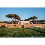 Villaflair - Gianella Beach Cottage