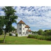 Windrush Turret Lodge