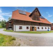 Wooden cottage in Mitterdorf with garden